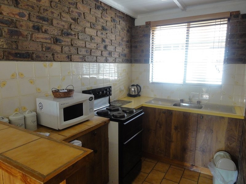 38 Station Rd, Foster VIC 3960