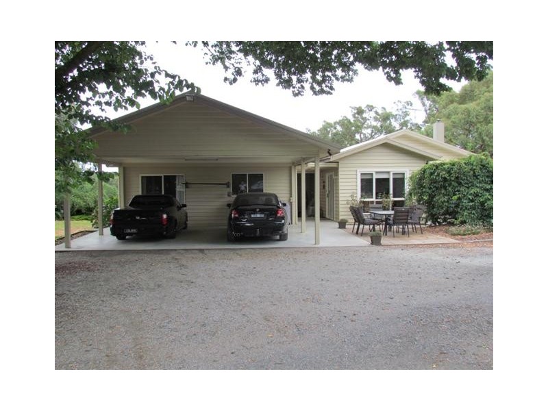 555 Drouin – Korumburra Road, Drouin South VIC 3818