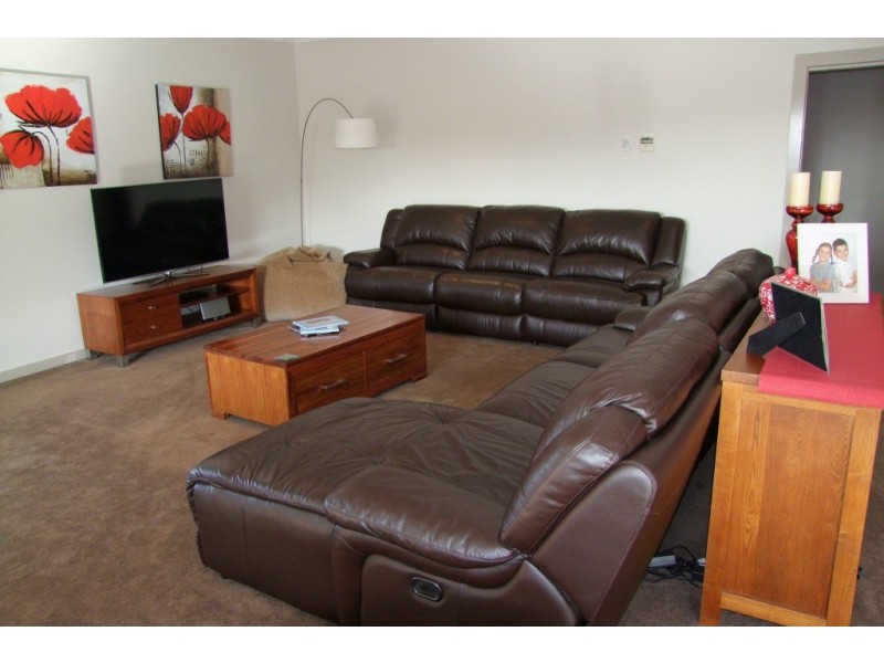 4 Silverback Place, Leongatha VIC 3953