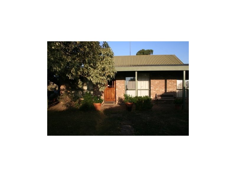 2100 Willow Grove Road, Hill End VIC 3825