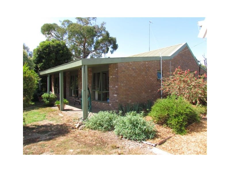 2100 Willow Grove Road, Hill End VIC 3825