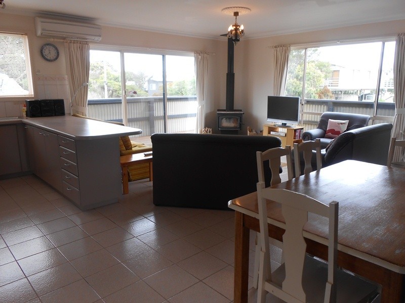 76 Grevillia Street, Walkerville VIC 3956