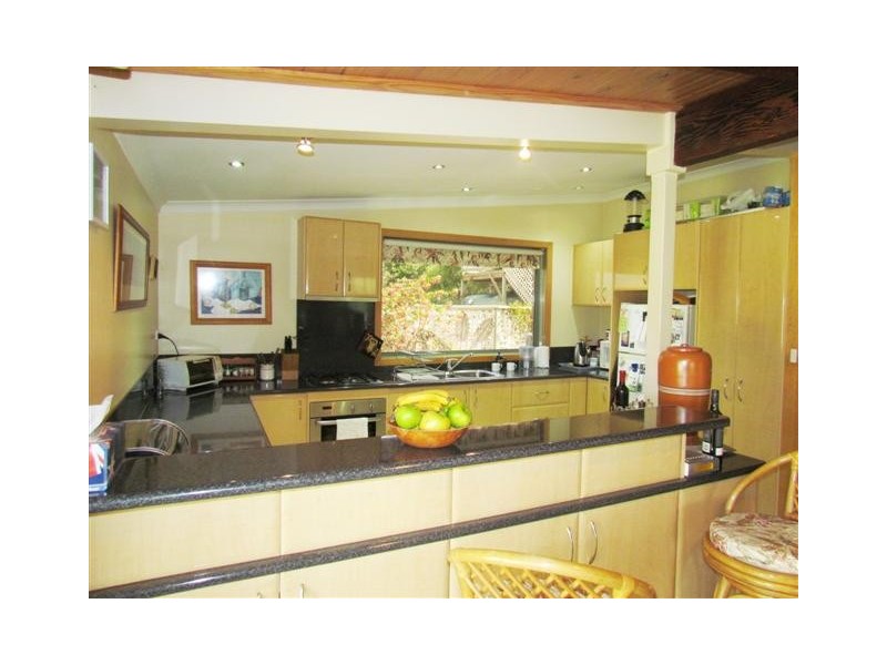 2100 Willow Grove Road, Hill End VIC 3825