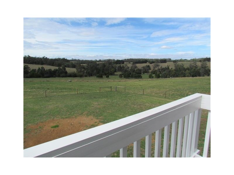 535 Old Telegraph Road, Jindivick VIC 3818