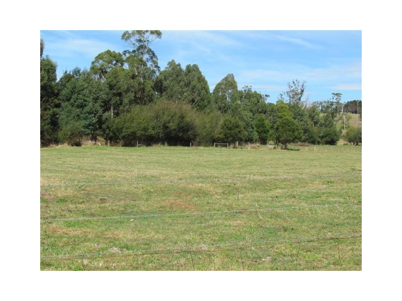 535 Old Telegraph Road, Jindivick VIC 3818