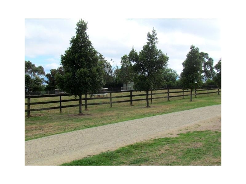 1645 Westernport Road, Heath Hill VIC 3981