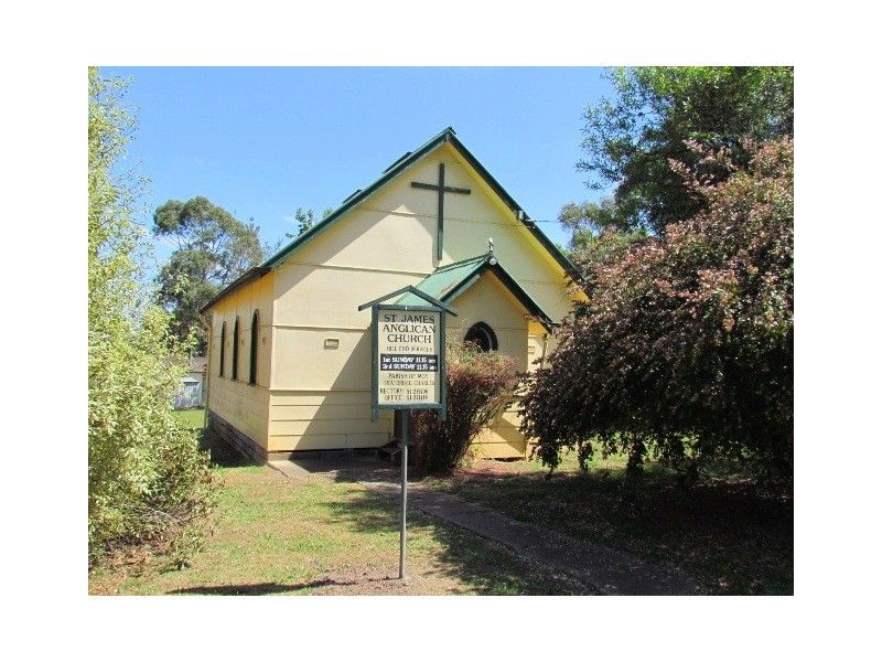 Corner Willow Grove Road and Paynters Road, Hill End VIC 3825