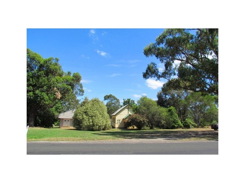 Corner Willow Grove Road and Paynters Road, Hill End VIC 3825