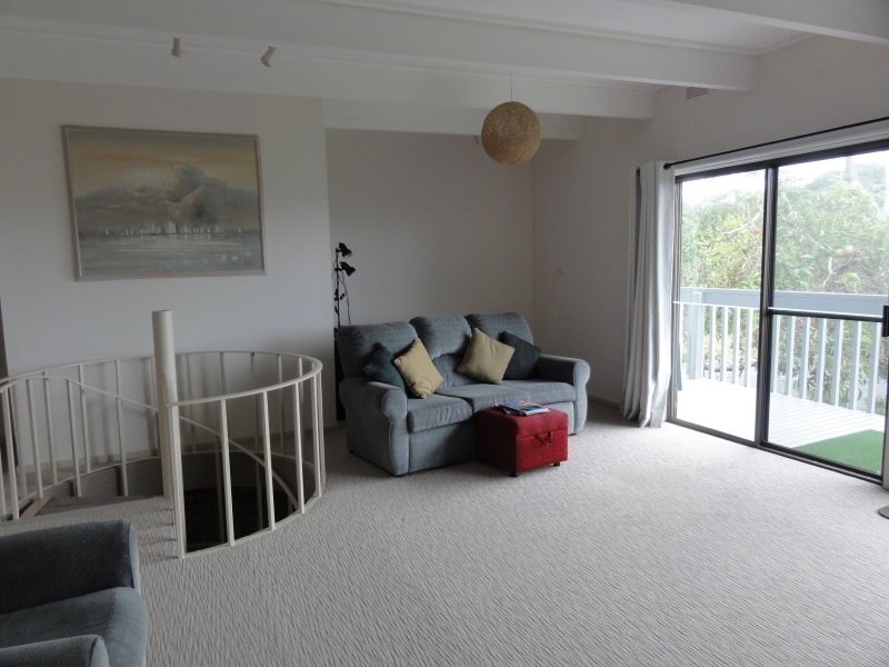 109 Acacia St, Walkerville VIC 3956