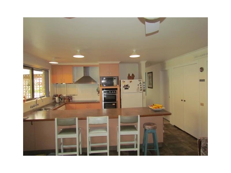 2383 Willow Grove Road, Hill End VIC 3825