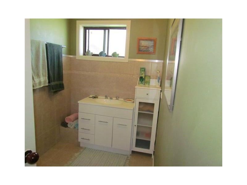 2383 Willow Grove Road, Hill End VIC 3825