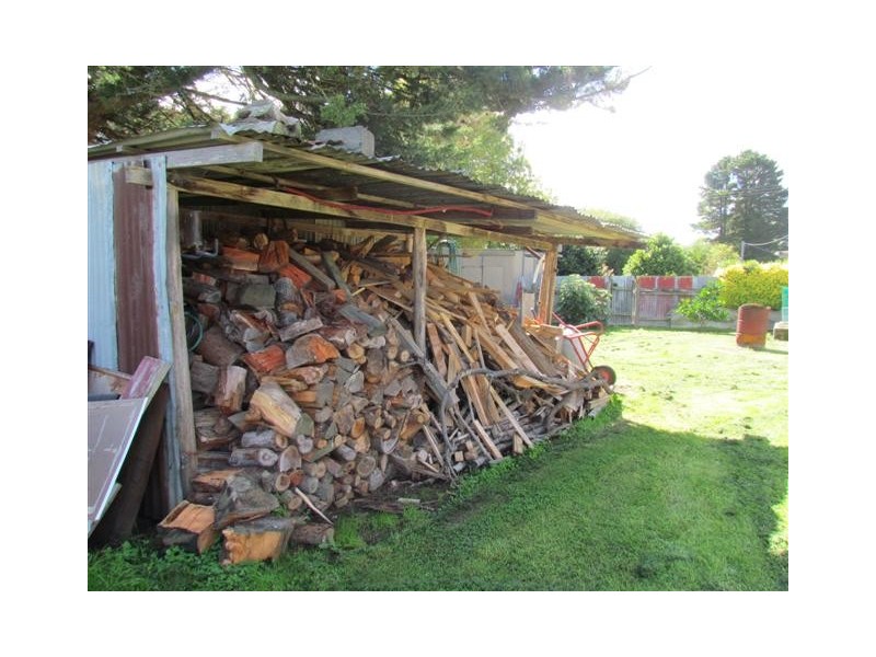 2383 Willow Grove Road, Hill End VIC 3825