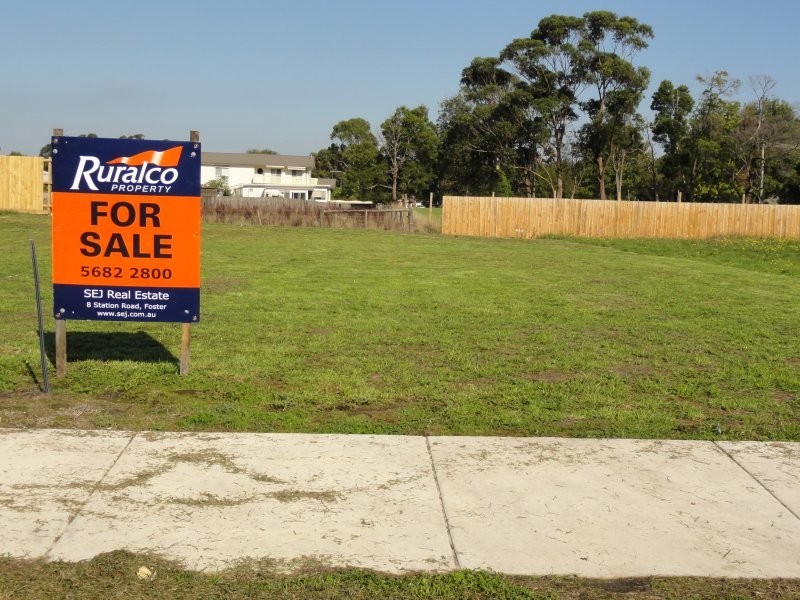 6 Blackwood Drive, Foster VIC 3960