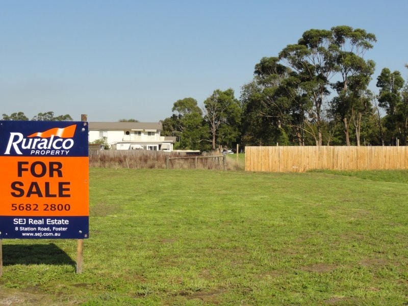 6 Blackwood Drive, Foster VIC 3960