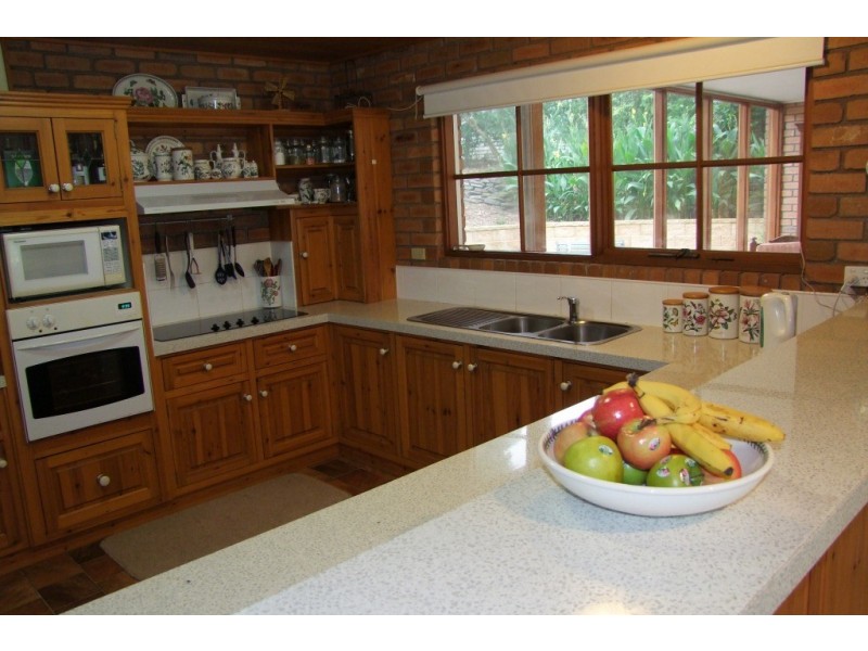 6-8 Bacon Ave., Koonwarra VIC 3954