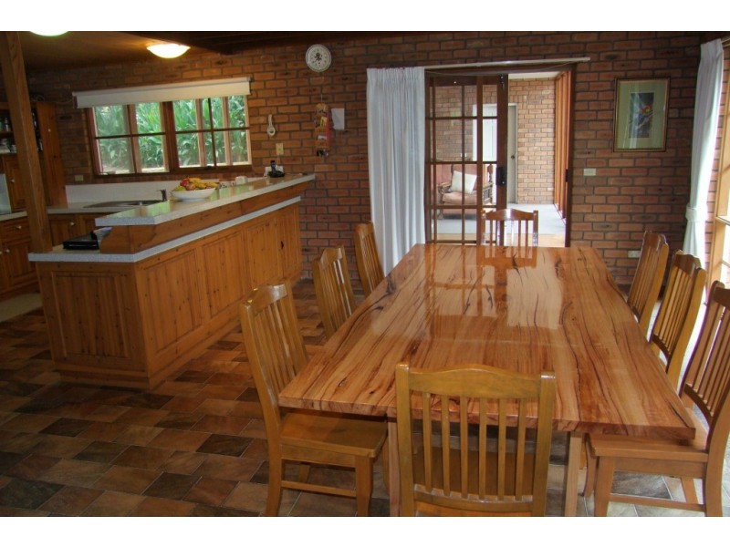 6-8 Bacon Ave., Koonwarra VIC 3954