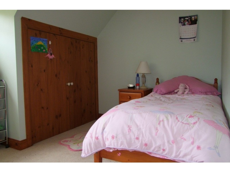 6-8 Bacon Ave., Koonwarra VIC 3954