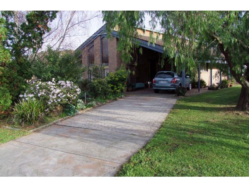 24 Allison St, Leongatha VIC 3953