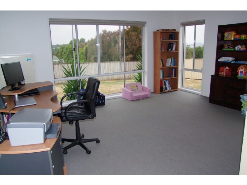 6 Park Drive, Leongatha VIC 3953
