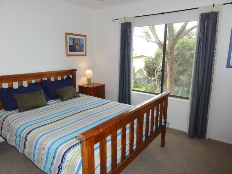 4 Roscrea Crescent, Walkerville VIC 3956