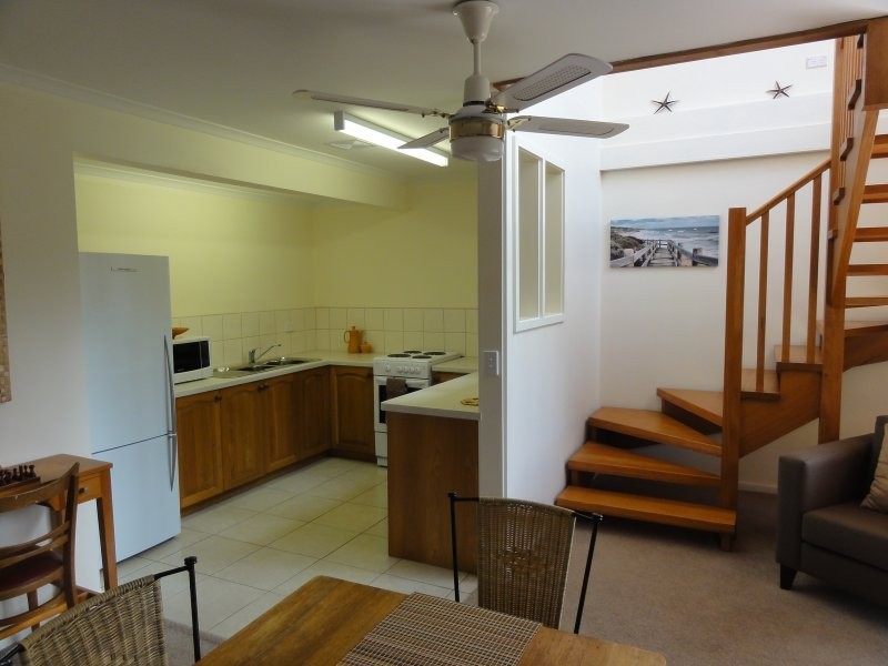 4 Roscrea Crescent, Walkerville VIC 3956
