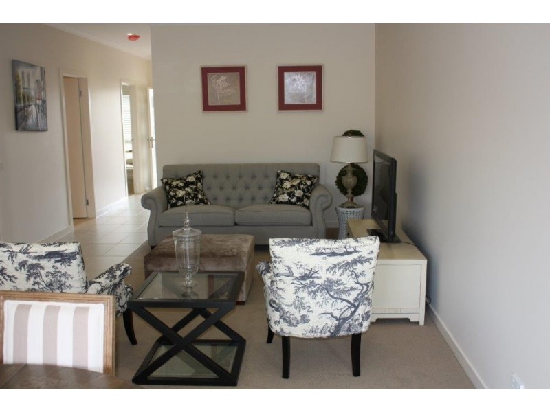 1 DALE DRIVE, Leongatha VIC 3953