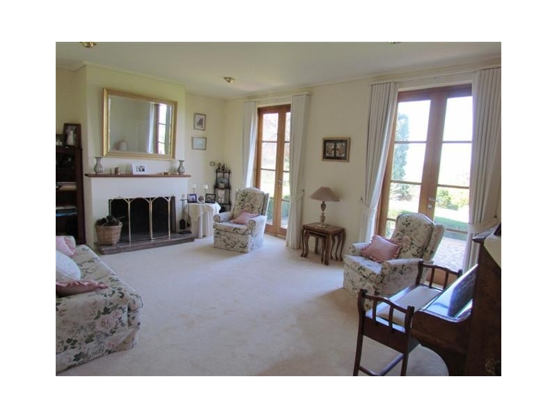 70 Narracan-Connection Rd, Thorpdale VIC 3835