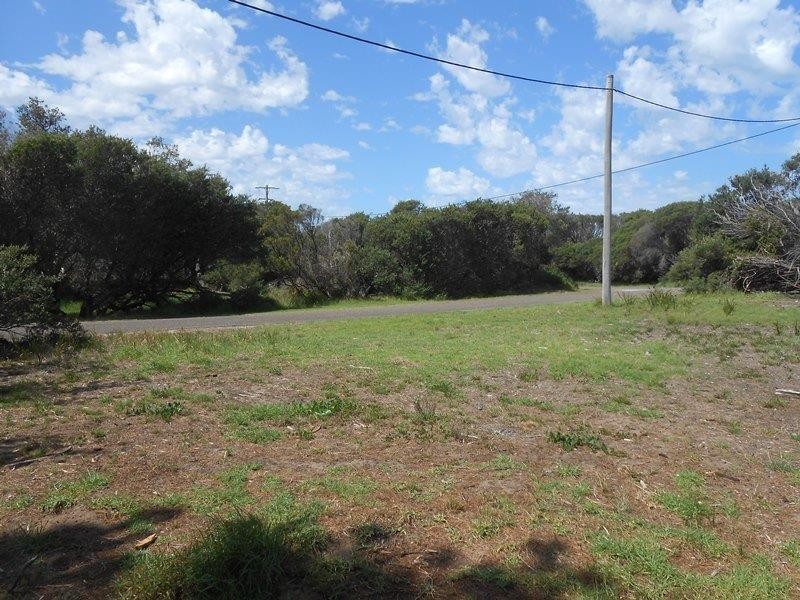 13 Manuka Street, Sandy Point VIC 3959