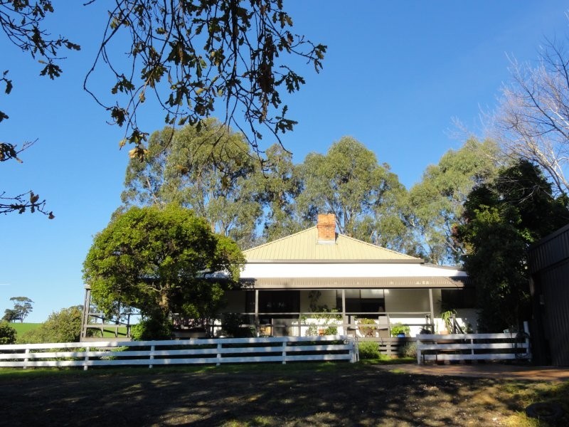 208 Bechers Rd, Welshpool VIC 3966