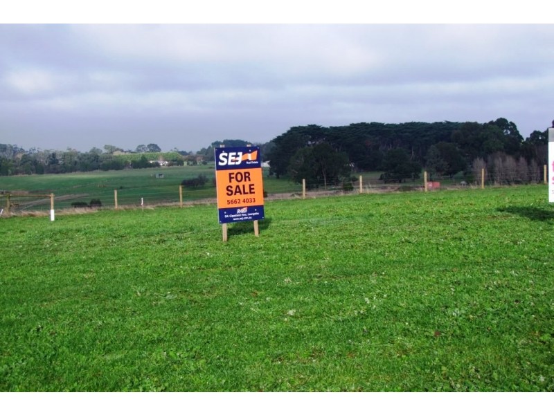 LOT 104 CARR AVENUE, Leongatha VIC 3953