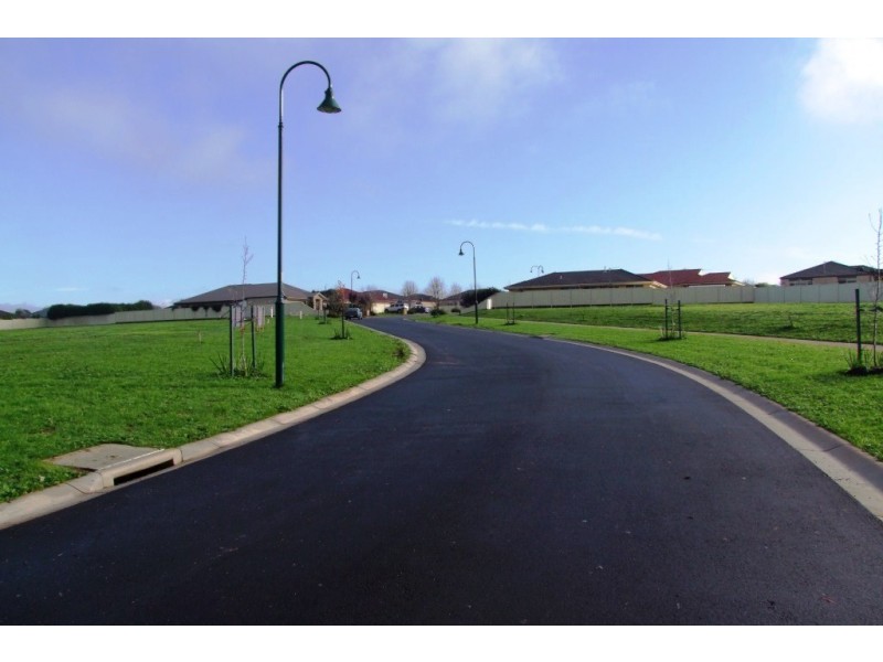 LOT 105 CARR AVENUE, Leongatha VIC 3953