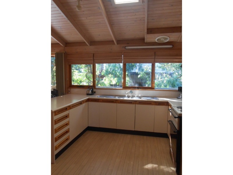 7 Caringal Street, Waratah Bay VIC 3959