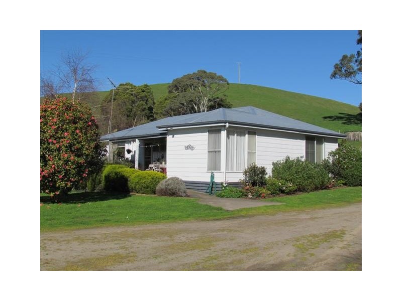 130 Curwen Road, Mountain View VIC 3988