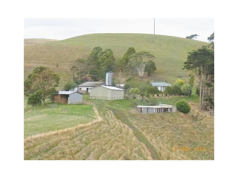 130 Curwen Road, Mountain View VIC 3988