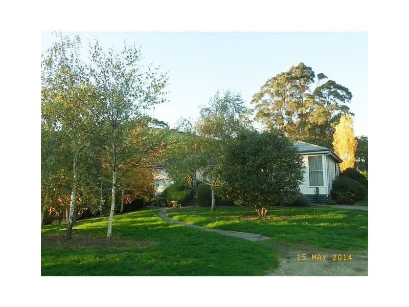 130 Curwen Road, Mountain View VIC 3988