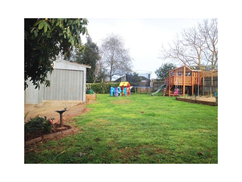 32 Wood Street, Drouin VIC 3818