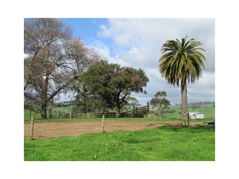 75 Fitzgeralds Road, Poowong VIC 3988