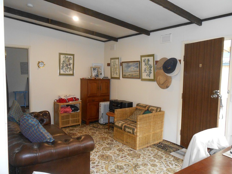 86 Beach Pde, Sandy Point VIC 3959