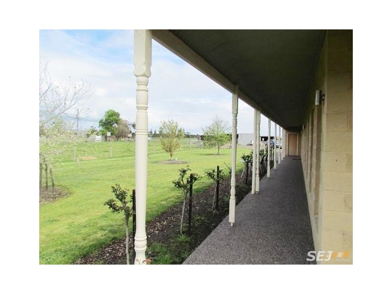 820 Longwarry – Modella Road, Modella VIC 3816