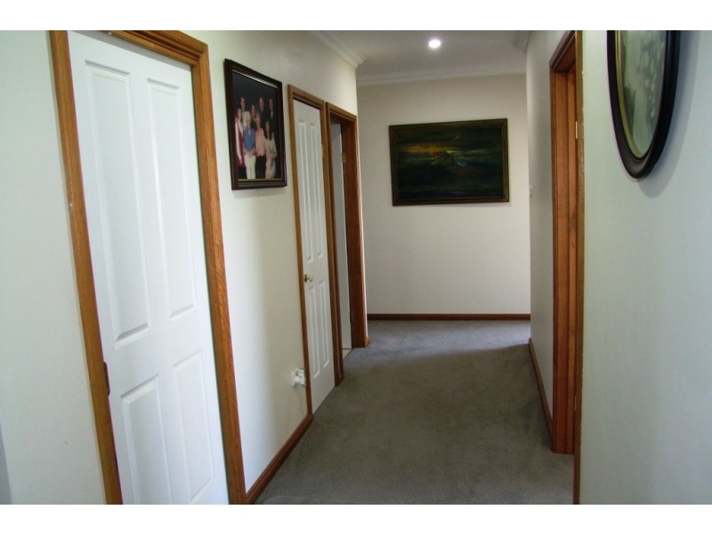 80 Pitt Rd, Hallston VIC 3953