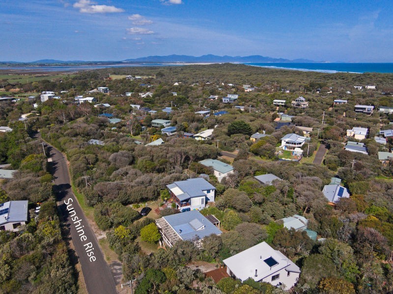 50-52 Sunshine Rise, Sandy Point VIC 3959