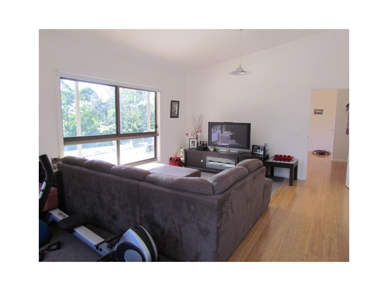 2 Hobsons Road, Foster VIC 3960