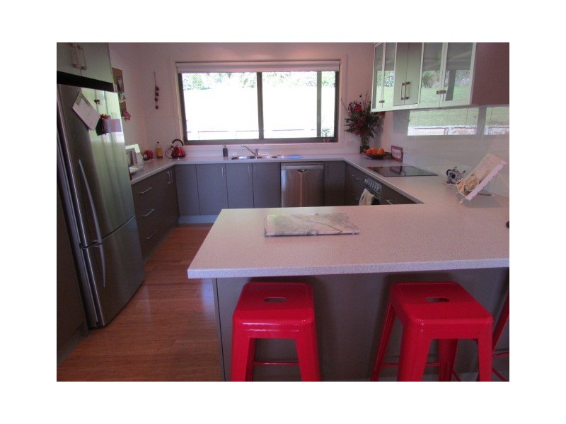 2 Hobsons Road, Foster VIC 3960