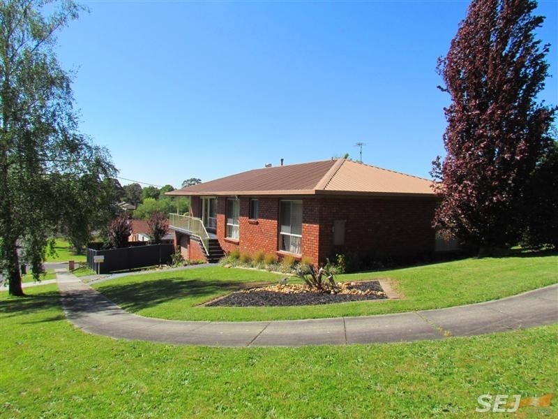 30 Waratah Drive, Warragul VIC 3820