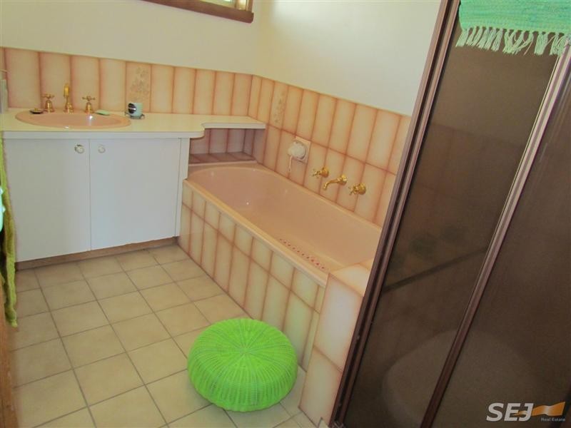 30 Waratah Drive, Warragul VIC 3820