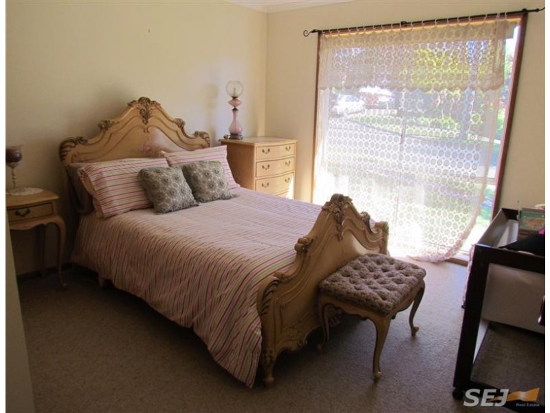 30 Waratah Drive, Warragul VIC 3820