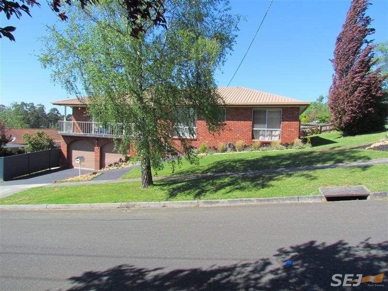 30 Waratah Drive, Warragul VIC 3820