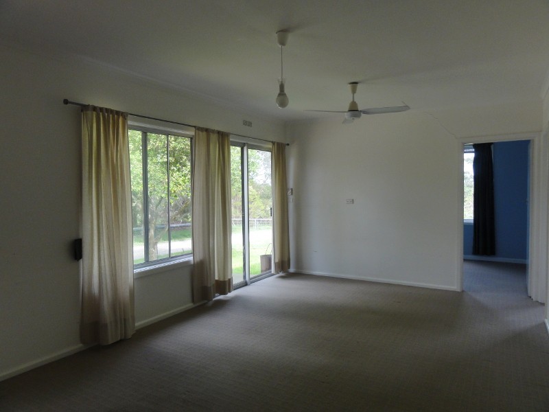 90 Boys Rd, Fish Creek VIC 3959