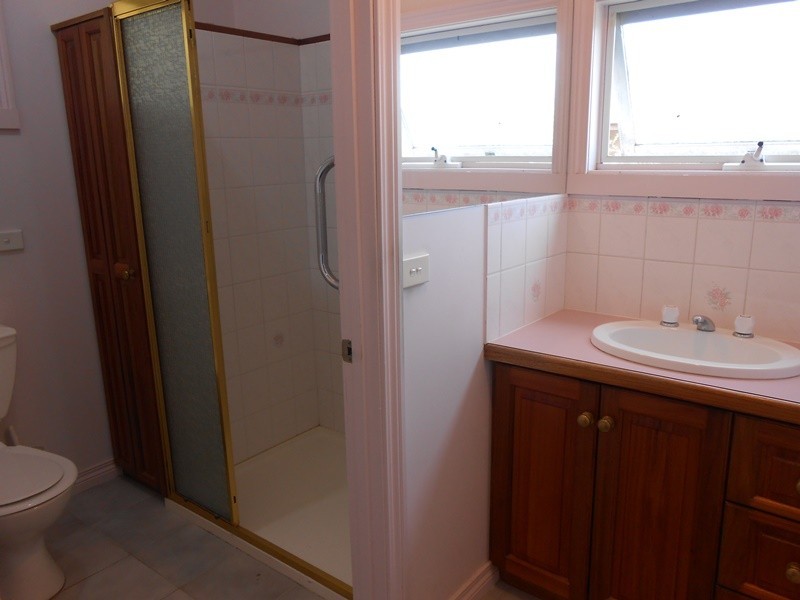 27 Nelson Street, Foster VIC 3960