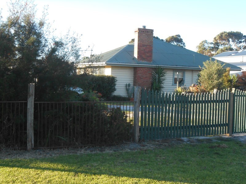 66 Townsend Street, Port Welshpool VIC 3965